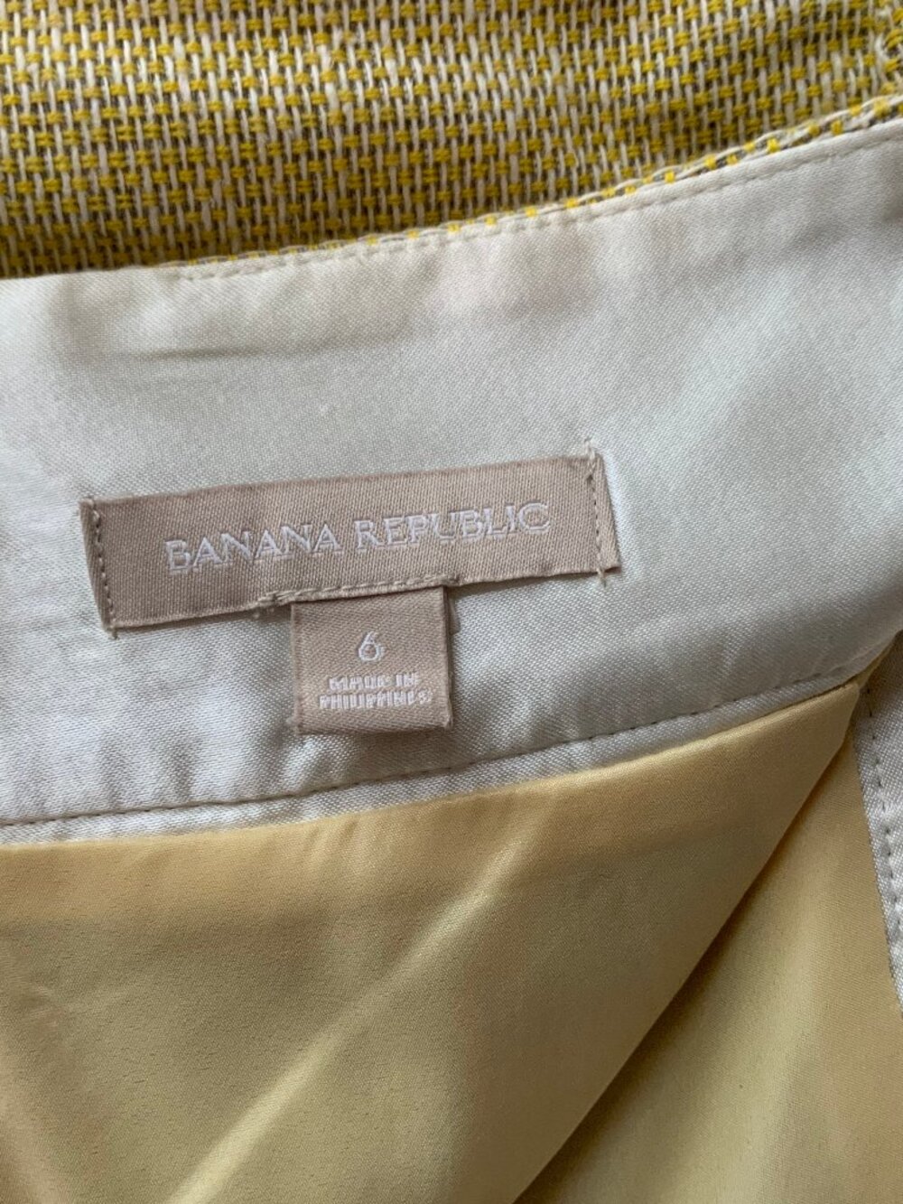 Banana Republic Yellow Two-Piece Skirt Set - Picture 9 of 10